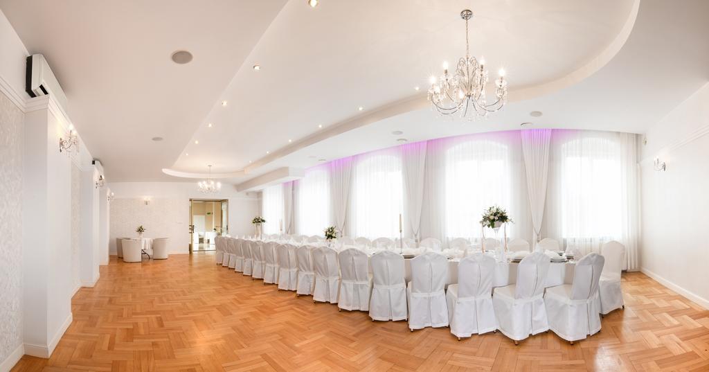 פאביאניצה Hotel Piemont מראה חיצוני תמונה