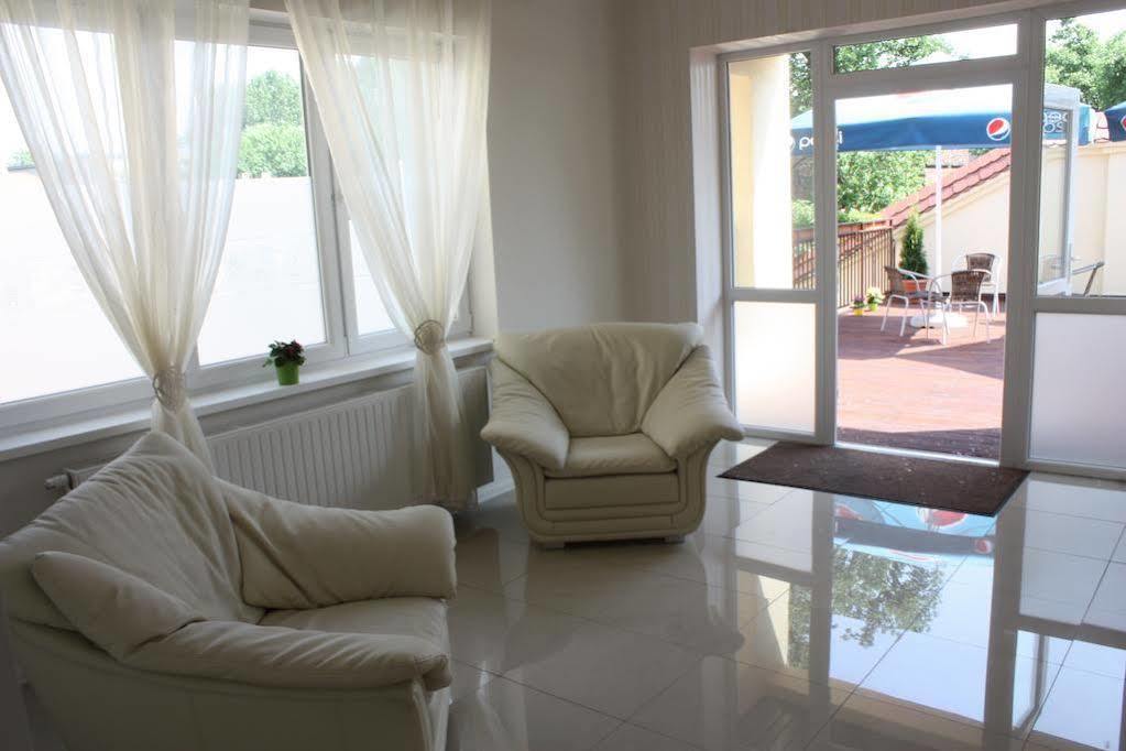 פאביאניצה Hotel Piemont מראה חיצוני תמונה